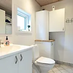 9 Person In Humble-by Traum * Nordenbro Vesteregn