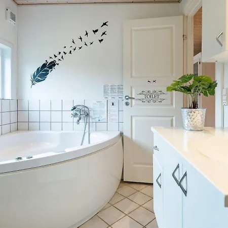 Ferienhaus 9 Person In Humble-by Traum